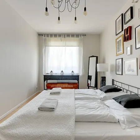 Platinium Kartuska Modern * Gdaňsk