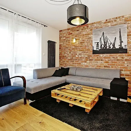 Platinium Kartuska Modern Gdaňsk